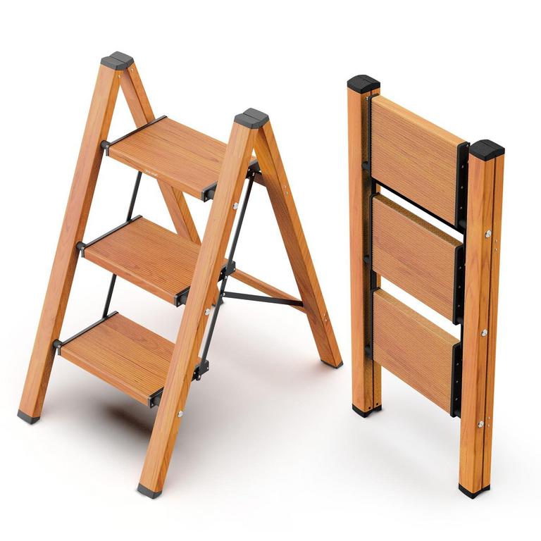 3-STEP ALUMINUM LADDER