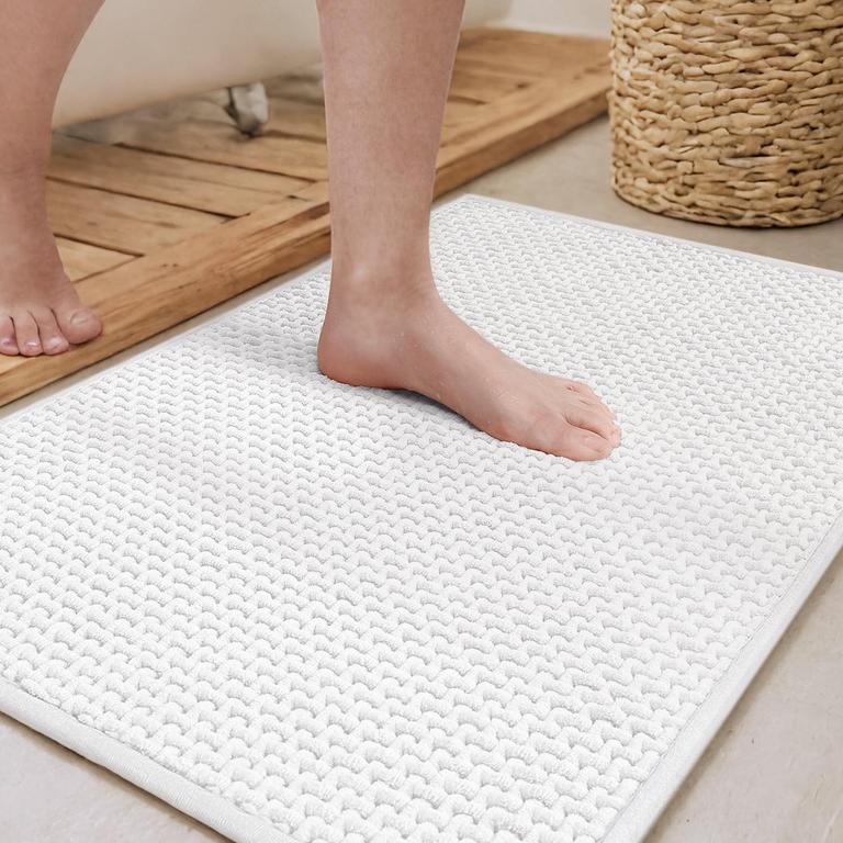 PABUBE 16IN X 24IN BATH RUG WHITE