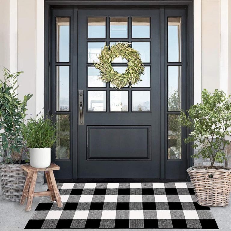 KAHOUEN RUG BLACK WHITE 24IN