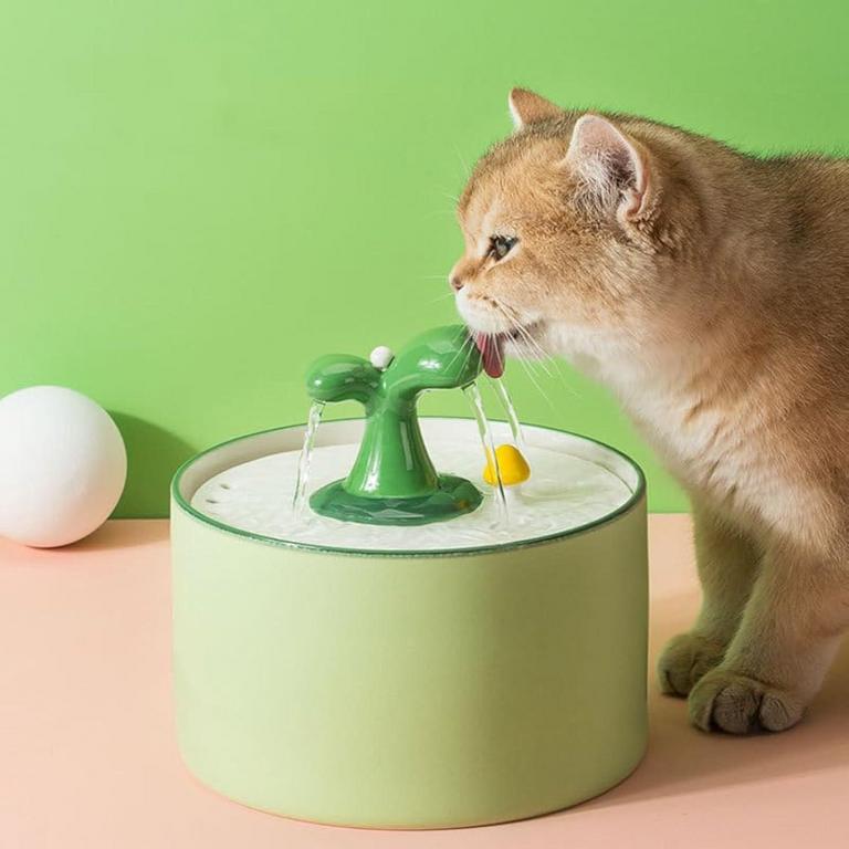 TRENBADER CAT WATER FOUNTAIN