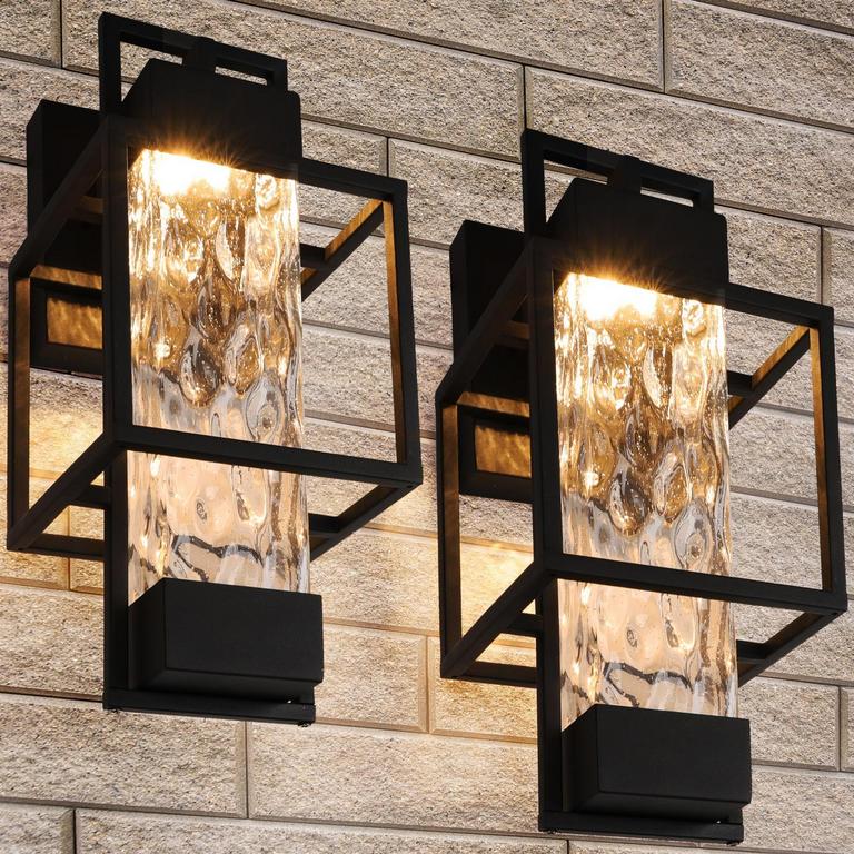 2PK OUTDOOR WALL LIGHTS