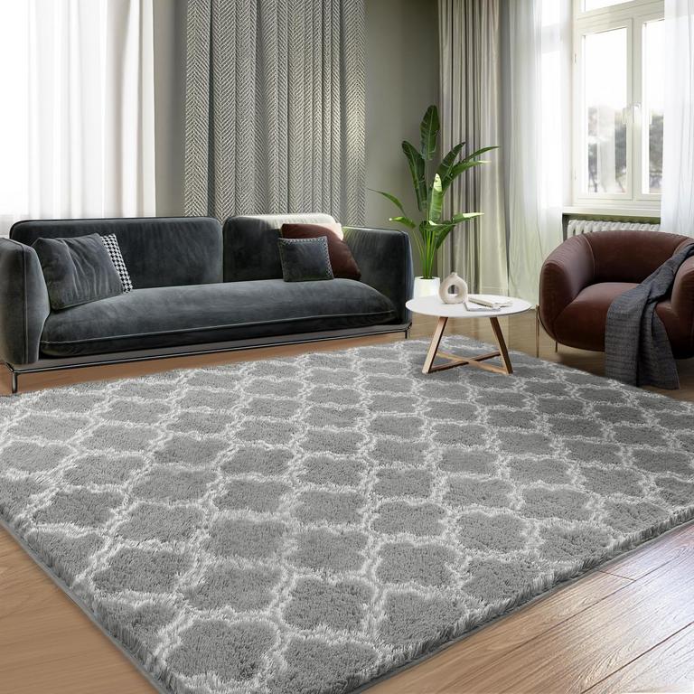 4X6FT AREA RUG