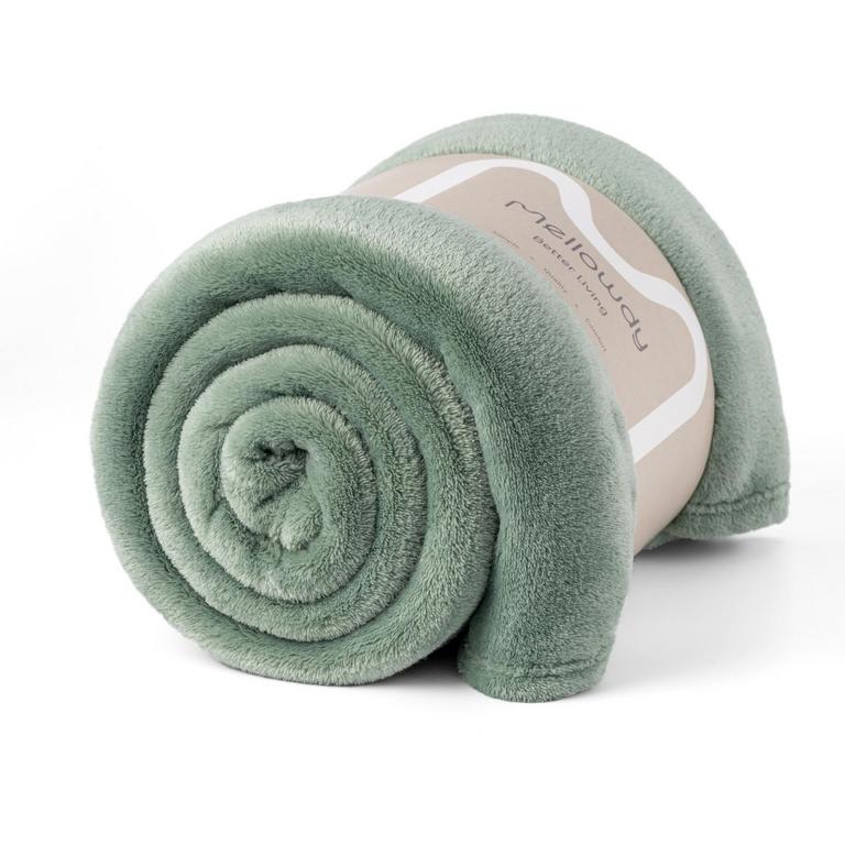 MELLOWDY KING PLUSH BLANKET