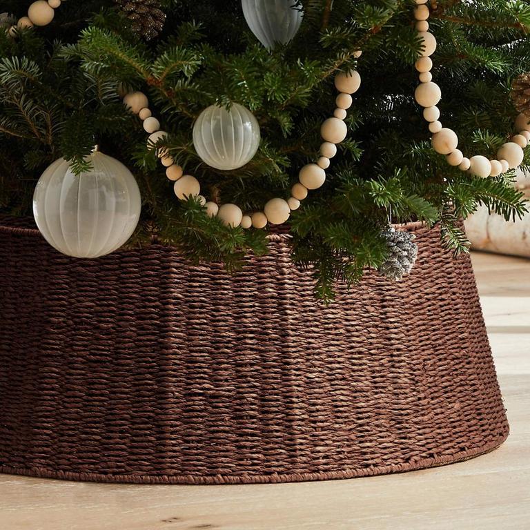 CHRISTMAS TREE COLLAR