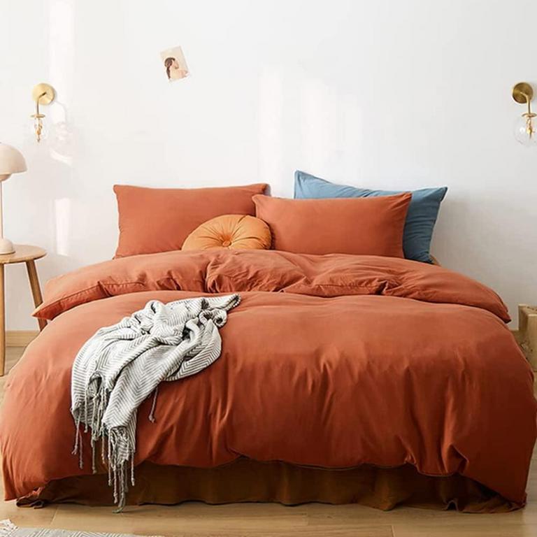 NAYOROOM QUEEN BEDDING SET