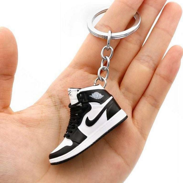 DSK GLOBAL NIKE JORDAN KEYCHAIN 