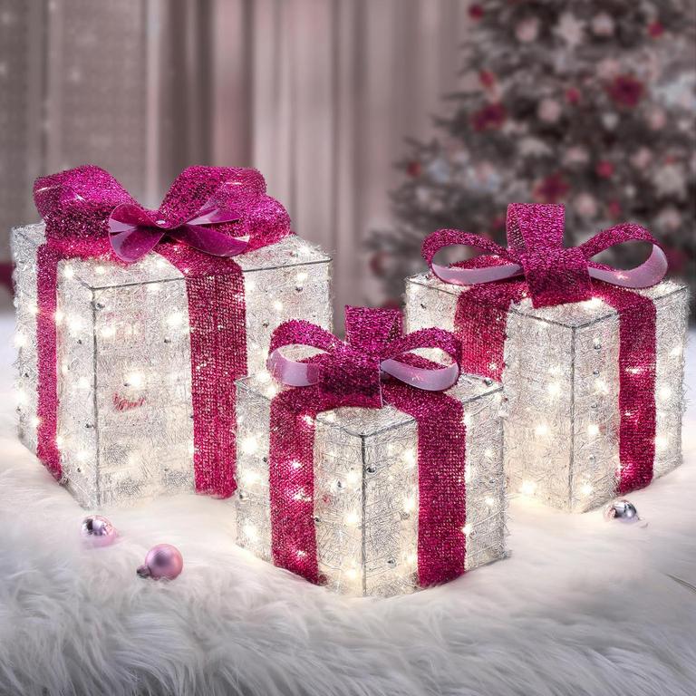 LIGHTED CHRISTMAS BOXES SET