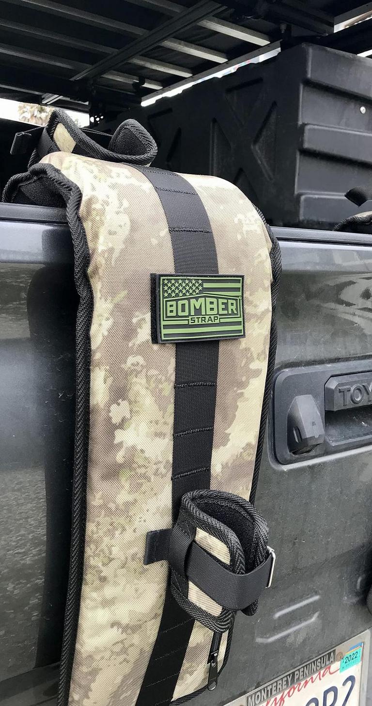BOMBER STRAP TAILGATE PAD