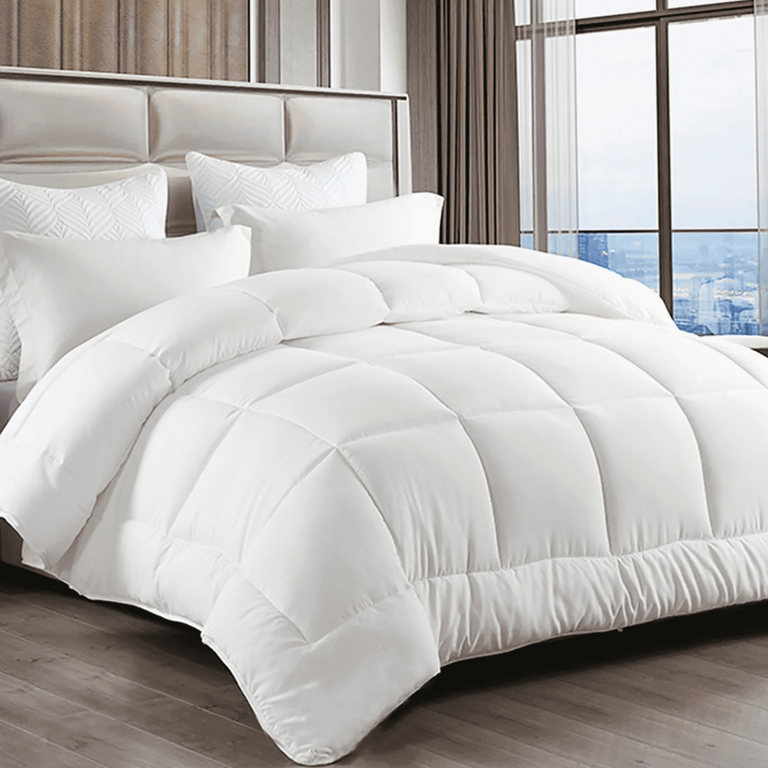 EMONIA KING COMFORTER