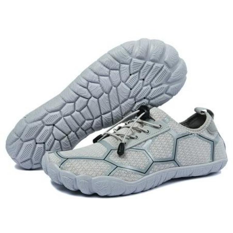 SZ-10.5 MEN'S WATER SHOES