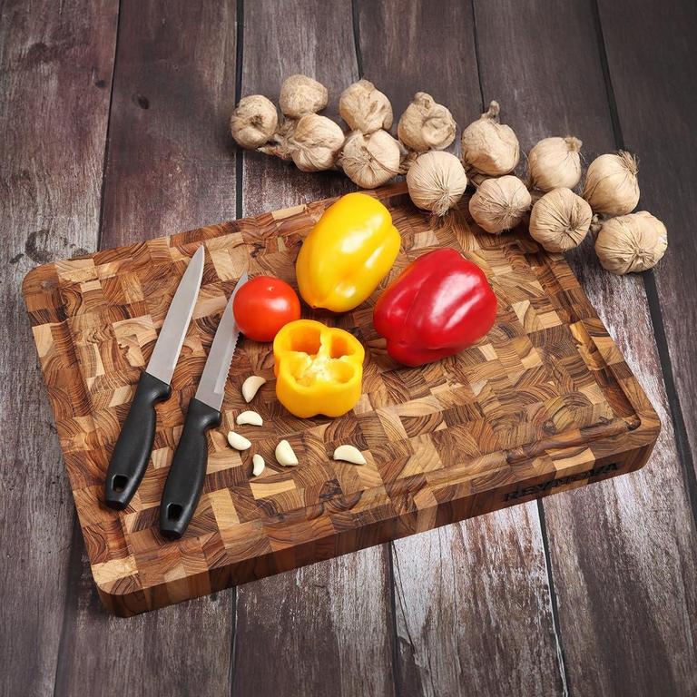 REYNOVA  CUTTING BOARD