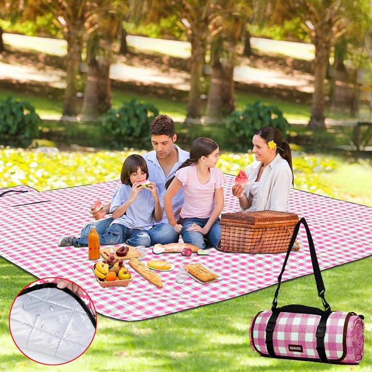 TEENCOOL EXTRA LG 80IN PICNIC BLANKET