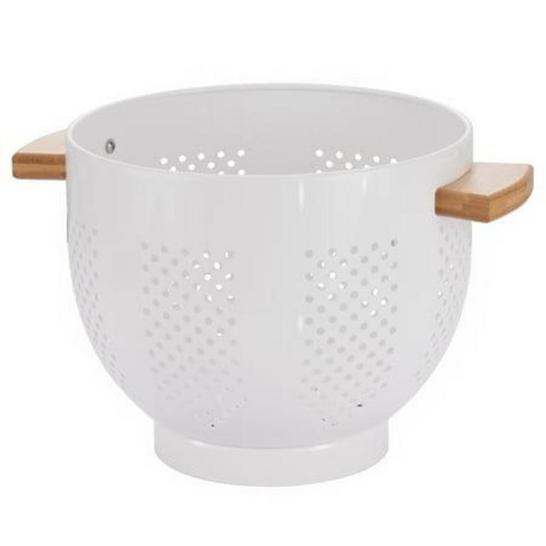 5.5QT METAL COLANDER W/ WOOD HANDLES
