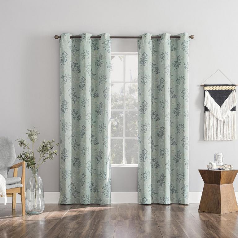 BLACKOUT CURTAIN SET