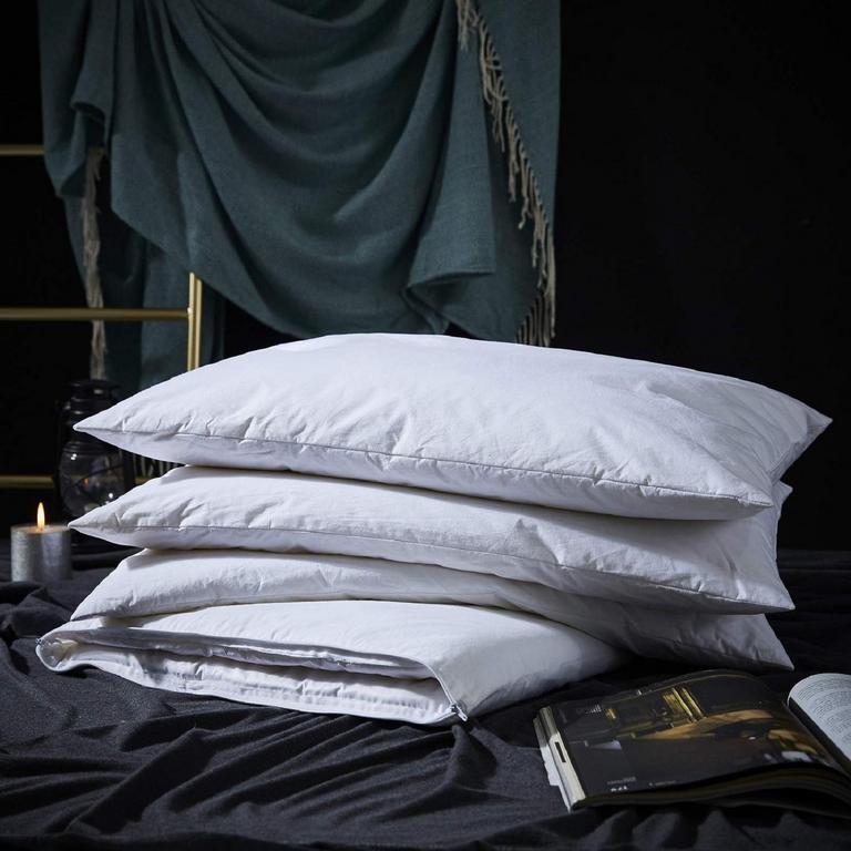 THREE GEESE ADJ KING PILLOW 1PK