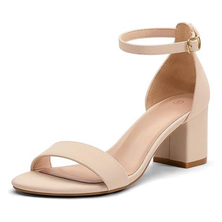 PENNY SUE WOMENS 7.5 LOW HEELS