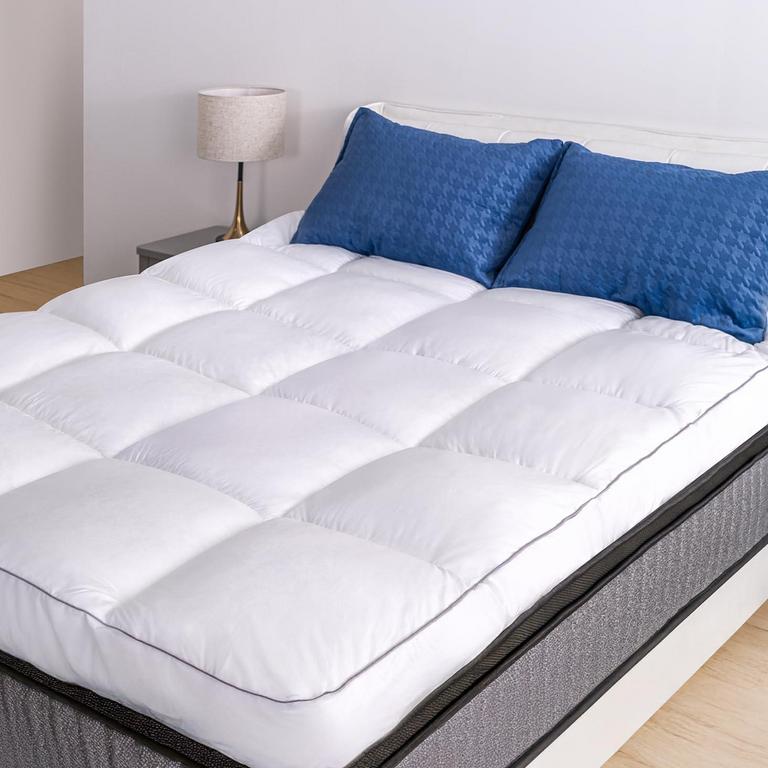 MARINE MOON QUEEN MATTRESS TOPPER