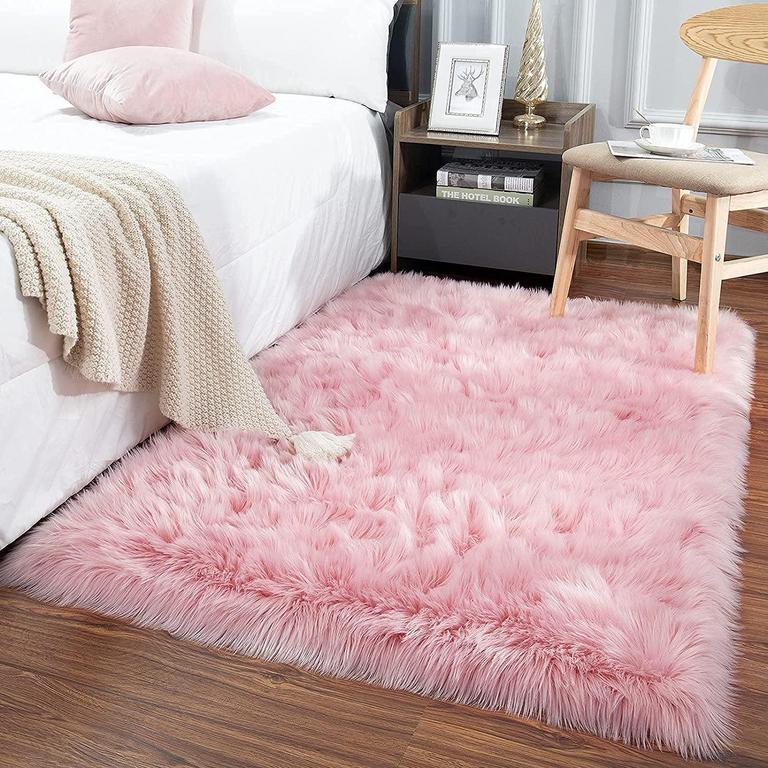 2X3FT FLUFFY AREA RUG