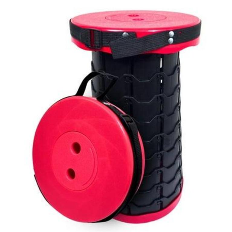 RETRACTABLE FOLDING STOOL