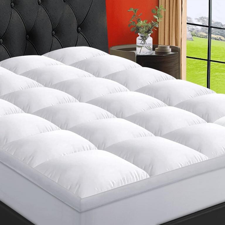 EMONIA QUEEN MATTRESS TOPPER