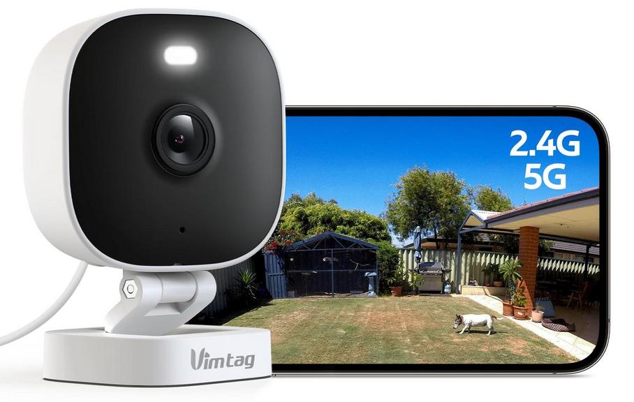 SECURITY CAMERA W/ SPOTLIGHT