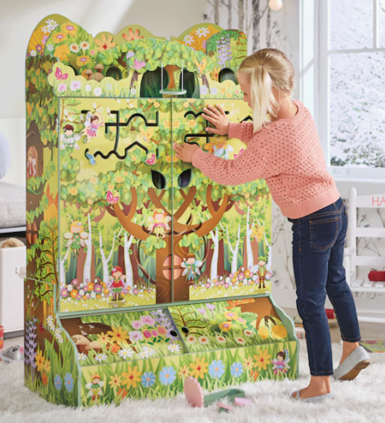 FAIRYLAND DOLLHOUSE
