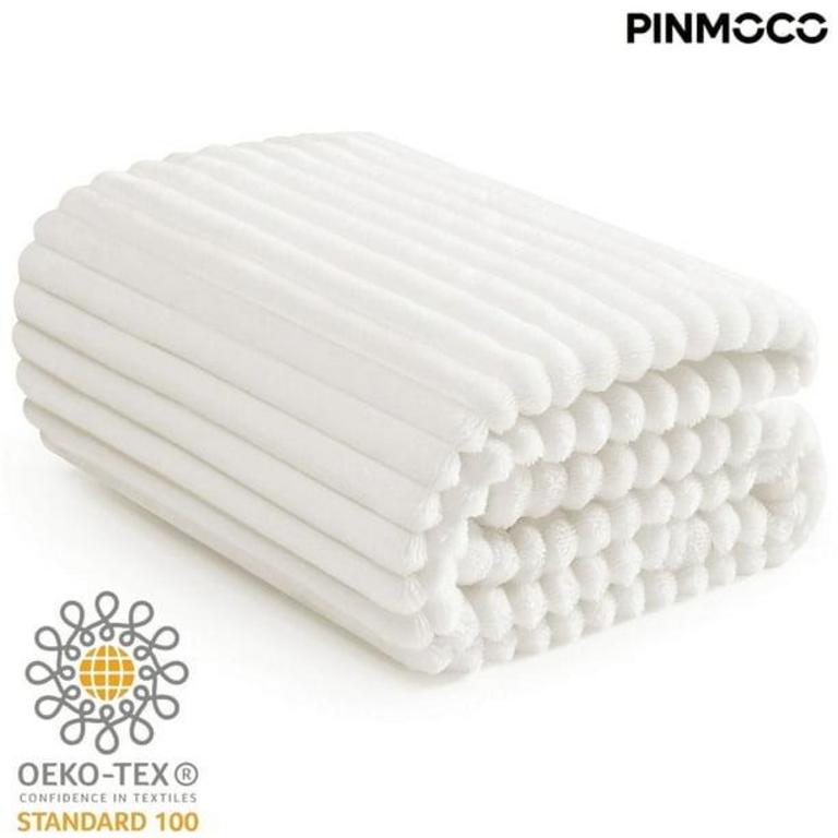 FLEECE THROW BLANKET