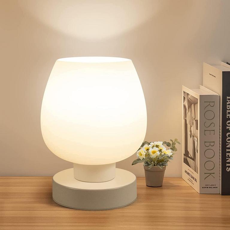ONEWISH MODERN TOUCH LAMP 7.5IN H