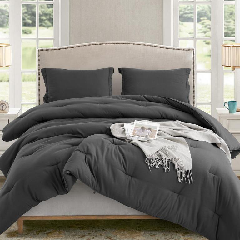 MERITLIFE QUEEN BEDDING SET