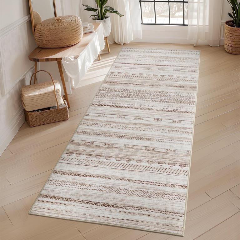 VUNATE 2FT X 6FT RUNNER RUG