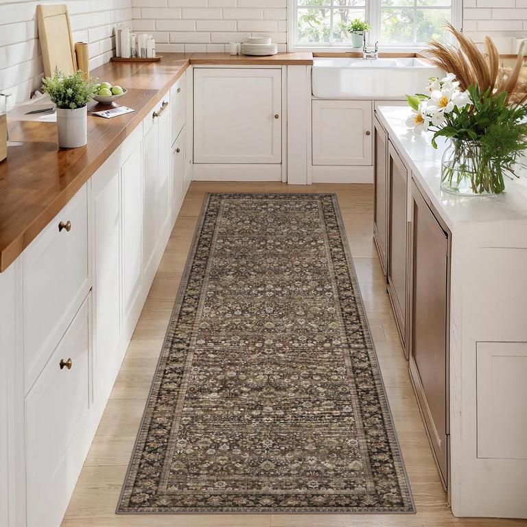 BERTHMEER 3FT X8FT RUNNER RUG