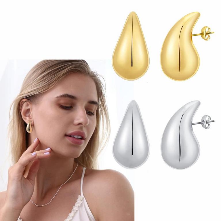 AUTRUCKER GOLD TEARDROP EARRINGS SET