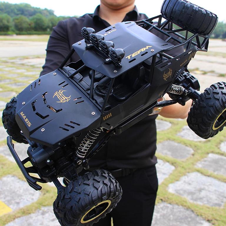 OFF ROAD RC TRUCK