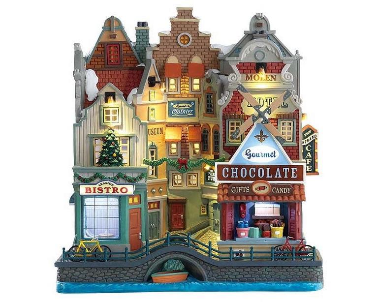 LEMAX CHRISTMAS VILLAGE