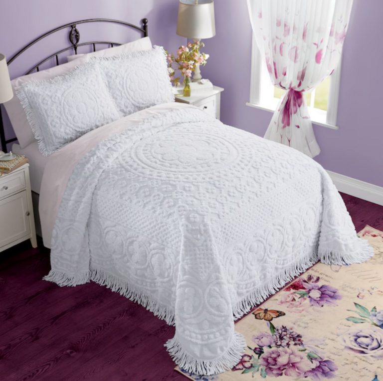 EMILY CHENILLE BEDSPREAD QN