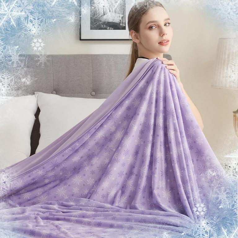 OIGAE 50IN X 70IN BLANKET