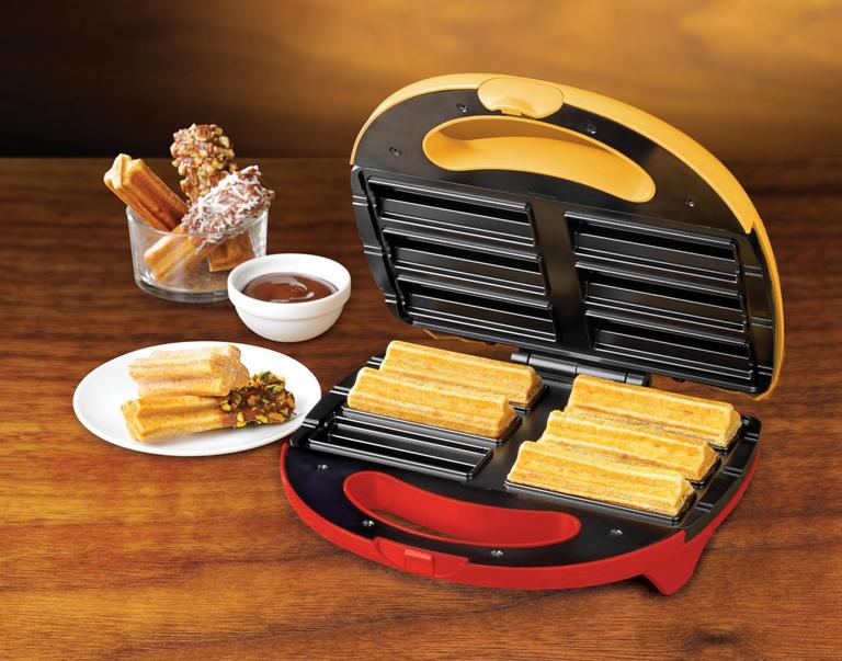 NOSTALGIA CHURRO MAKER