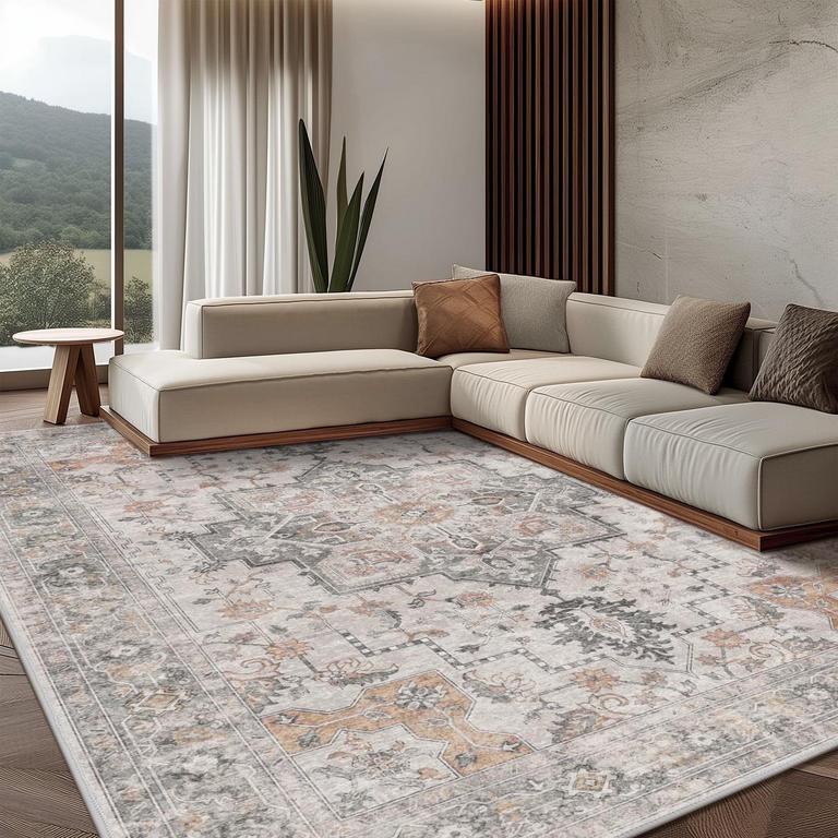 KUETH 8FT X 10FT RUG