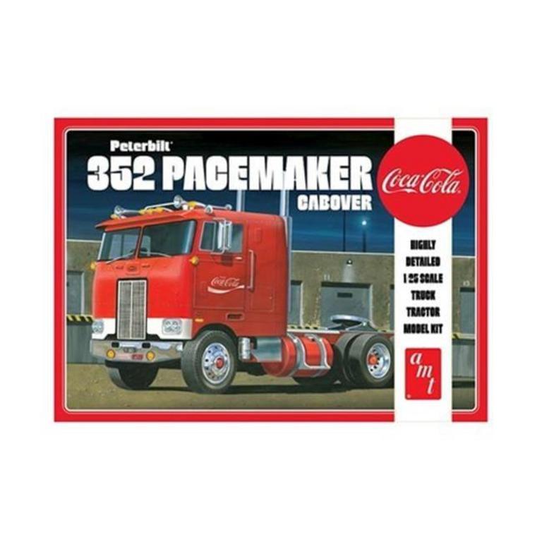 AUTO WORLD 1:25 SCALE MODEL