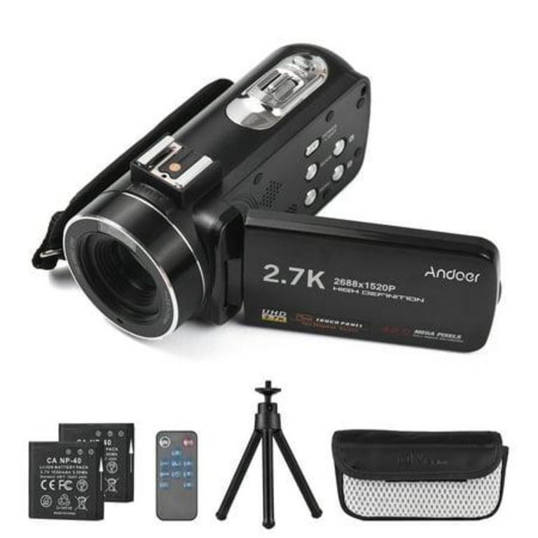 DIGITAL VIDEO CAMERA