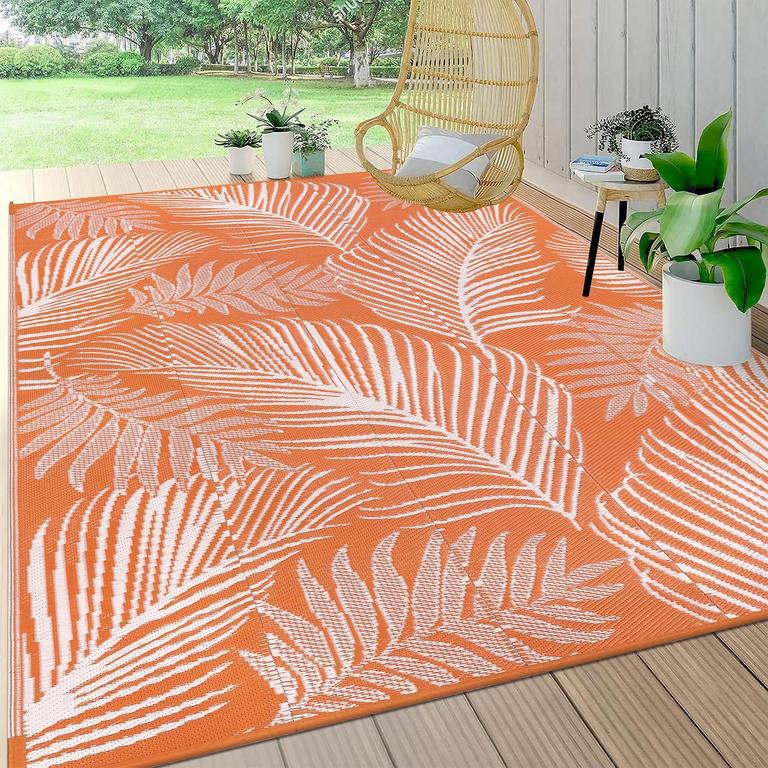 6X9FT OUTDOOR RUG