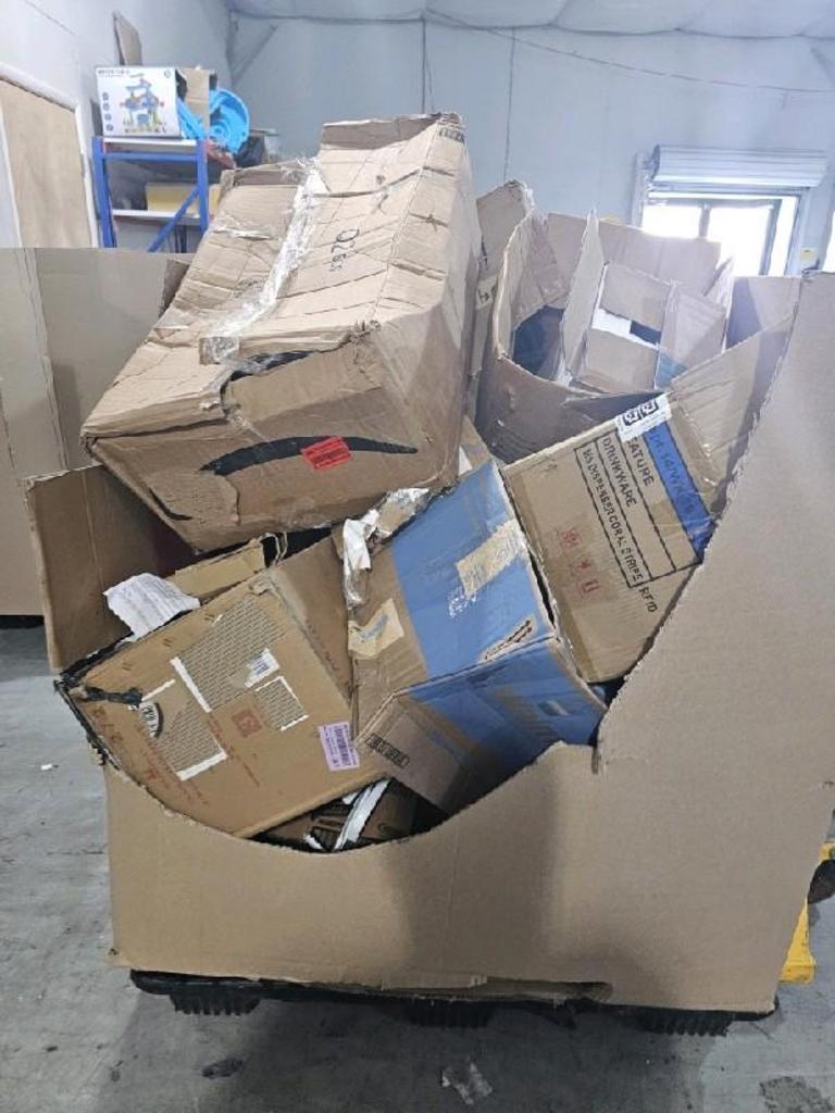 HOME GOODS SALVAGE BULK LOT