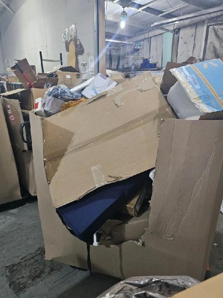 HOME GOODS SALVAGE BULK LOT