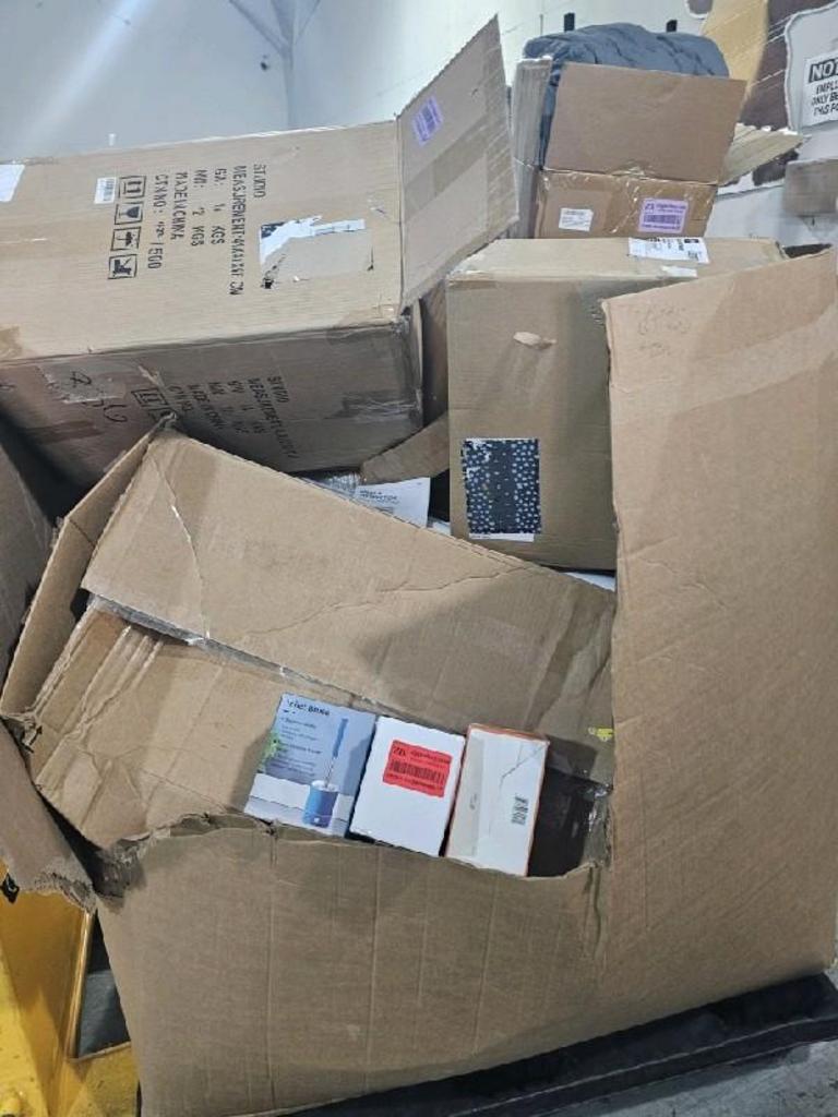 HOME GOODS SALVAGE BULK LOT